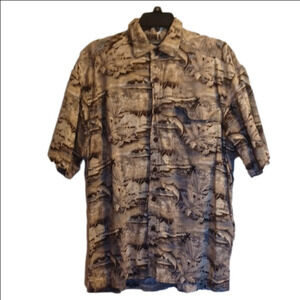 REEL LEGENDS, MEN, BUTTON UP, SIZEXL, VELCRO, AND ZIP FRONT POCKET.
